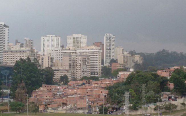 Mercado imobiliário sofre com crédito escasso, mas vive déficit habitacional