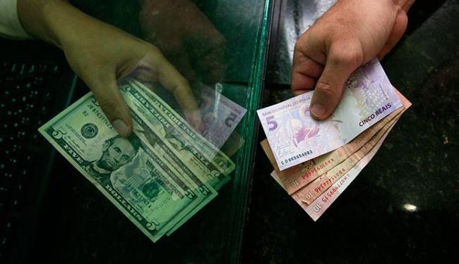 É melhor comprar a moeda em papel do que colocar o valor no cartão pré-pago - Foto: Mila Cordeiro | Ag. A TARDE