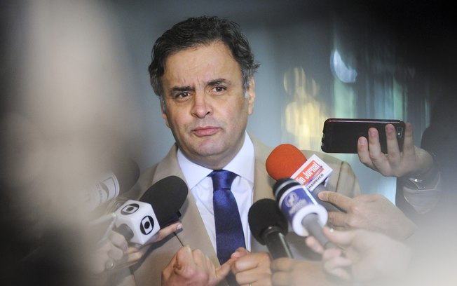 Aécio Neves, senador tucano, diz oo momento não é propício para disputas internas no partido