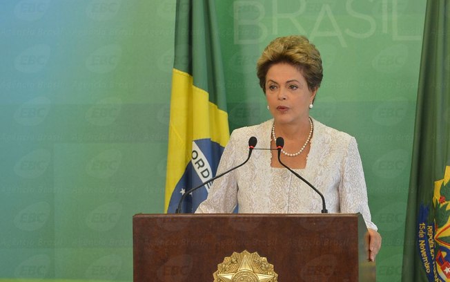 Presidente Dilma Rousseff vetou reajuste de servidores do Judiciário e do salário mínimo a aposentados e pensionistas