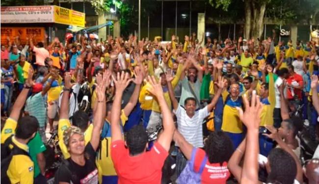 Assembleia dos Correios em Salvador aconteceu no Comércio, na noite desta sexta-feira - Foto: Divulgação | Sincotelba