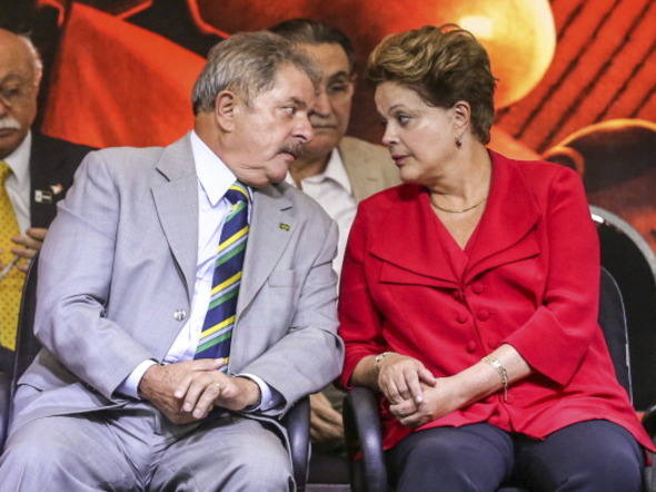O ex-presidente Luiz Inácio Lula da Silva e a atual presidente Dilma Rousseff