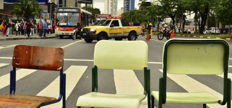 protesto-contra-reorganizacao-escolar
