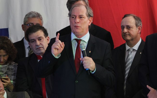 Ciro Gomes, que trocou o PROS pelo PDT em outubro de 2015 e deve ser candidato à Presidência