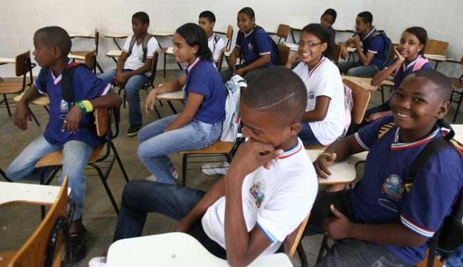 estudantes-sala-de-aula-ensino-medio