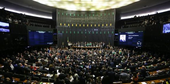 câmara lotada