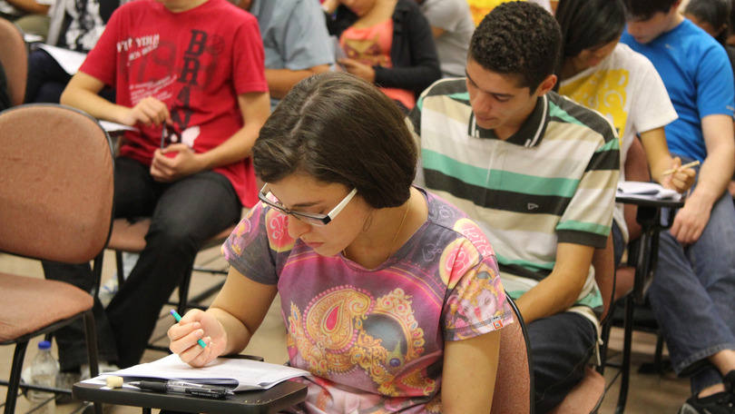 estudante-faz-prova-do-enem