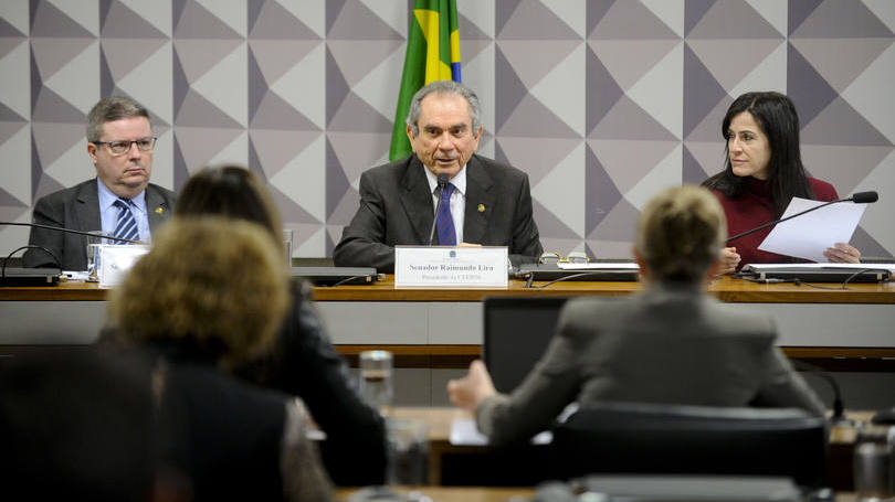 sessao-do-senado-sobre-o-impeachment-17-06-2016