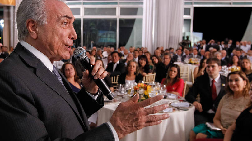 temer-oferece-jantar-a-aliados