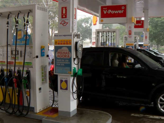 Média de preço da gasolina em Campinas será a maior dos últimos três anos (Foto: Reprodução EPTV)