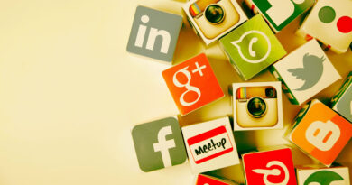 Por que as redes sociais estão morrendo e a internet está uma caca – Lúcia Guimarães Por que as redes sociais estão morrendo e a internet está uma caca – Lúcia Guimarães