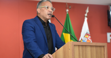 Câmara Municipal: Horário de Liderança registra anúncio de pré-candidatura de Luciano Almeida, convite para o PGP e defesa da participação democrática