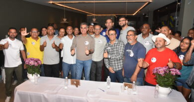 Encontro reúne lideranças de Alagoinhas e fortalece pré-candidatura de Sérgio Brito a deputado federal