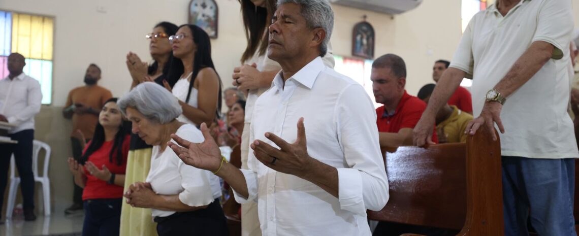 Governador Jerônimo Rodrigues participa de procissão de Nossa Senhora do Perpétuo Socorro em Jequié Governador Jerônimo Rodrigues participa de procissão de Nossa Senhora do Perpétuo Socorro em Jequié